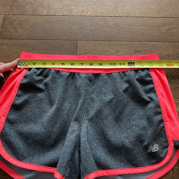 New Balance Shorts - Picture 6 of 8